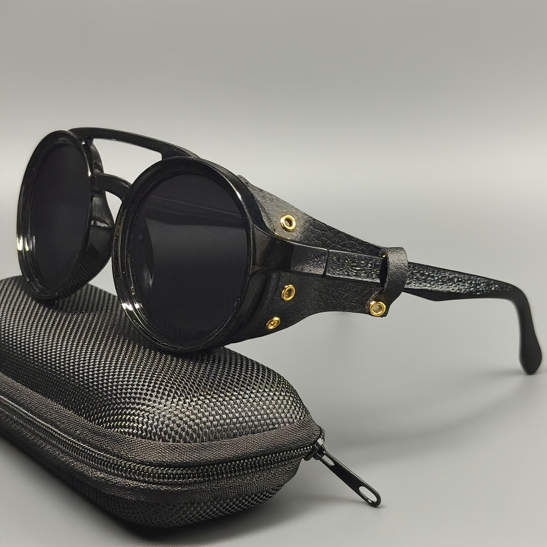 Runde UV400 Sonnenbrille mit Doppelsteg im Darkwear-Stil